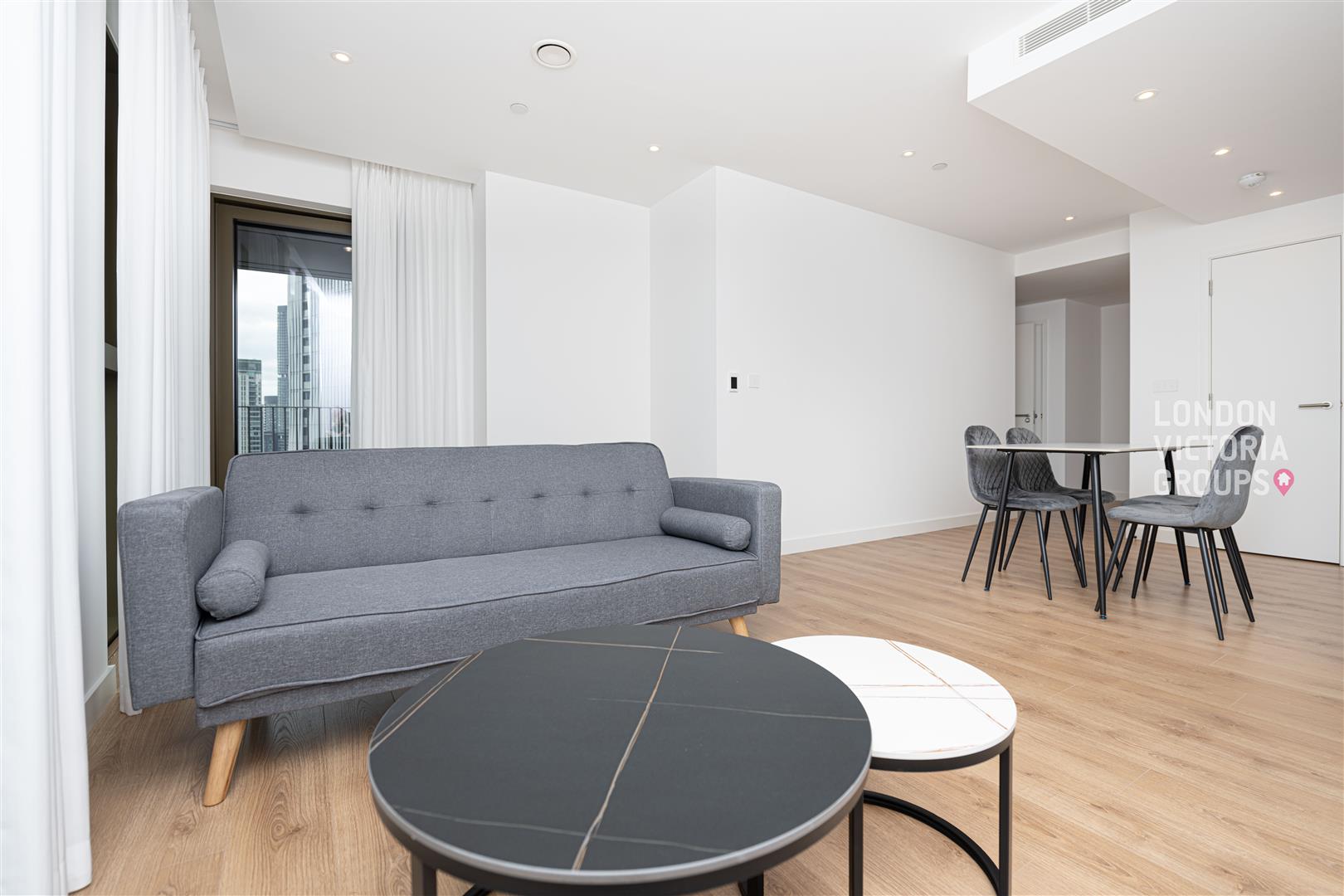 1 bed property in One Thames Quay, 222 Marsh Wall, London